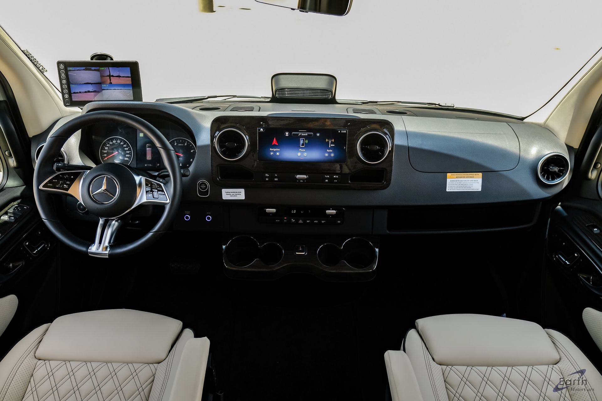 Used 2025 Mercedes-Benz Sprinter 3500 image 32