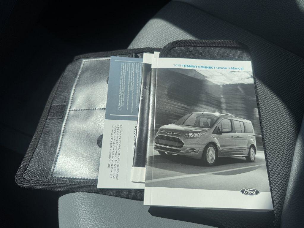 Used 2016 Ford Transit Connect XL image 14