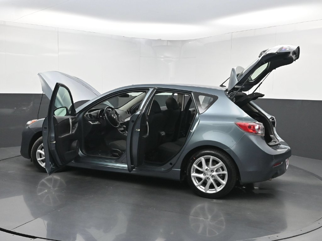 Used 2012 MAZDA MAZDA3 s Touring FWD image 32