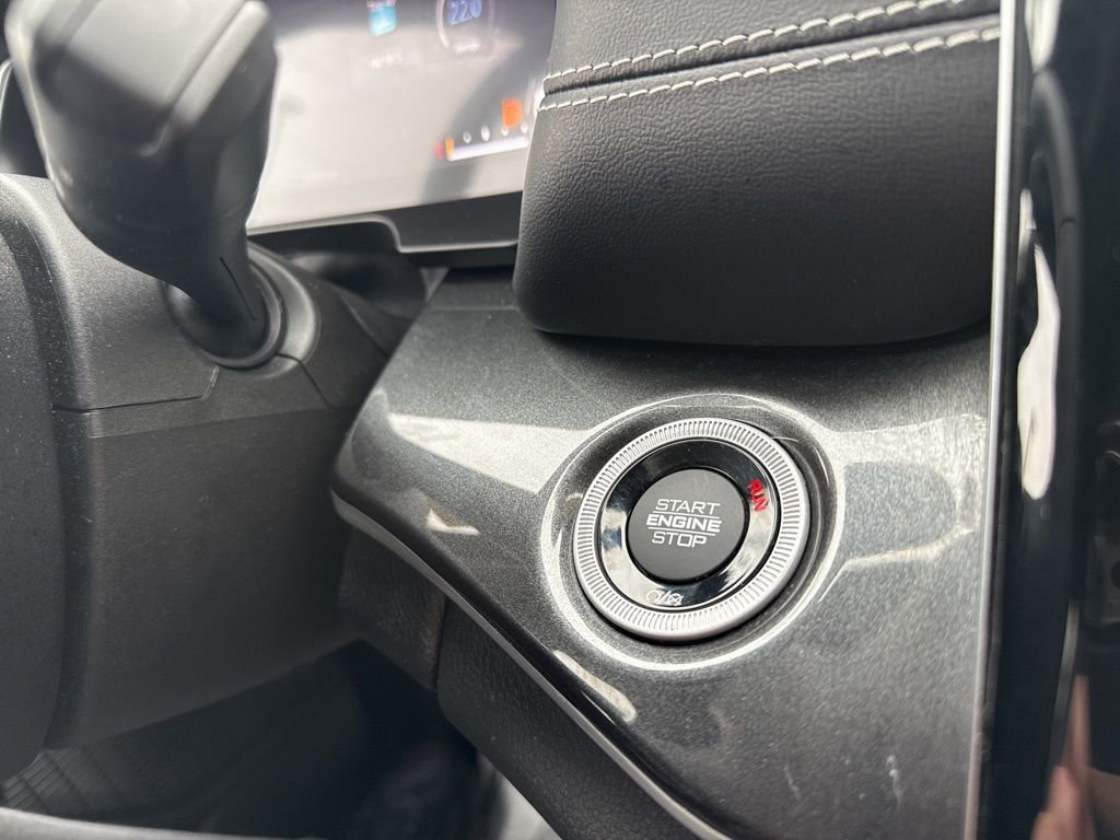 Certified 2023 Jeep Grand Cherokee Altitude image 27