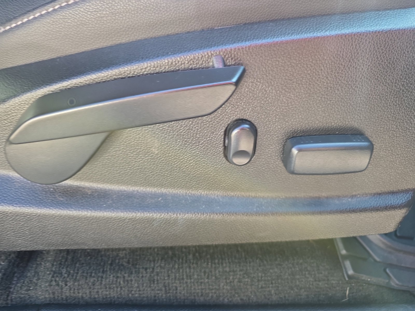 Used 2016 GMC Canyon SLT w/ Trailering Package image 30