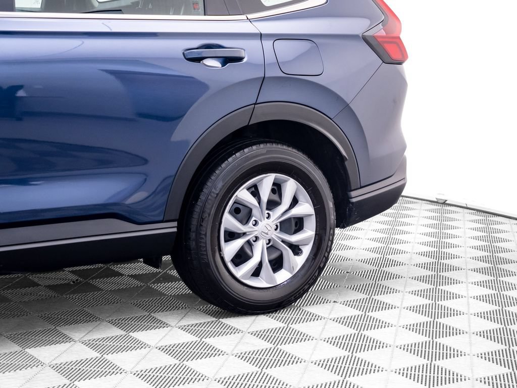 Used 2024 Honda CR-V LX image 32