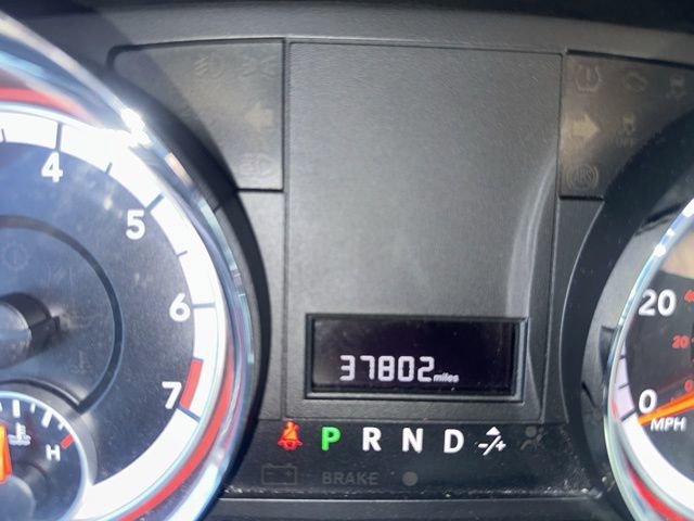 Used 2019 Dodge Grand Caravan SE w/ UConnect Hands-Free Group