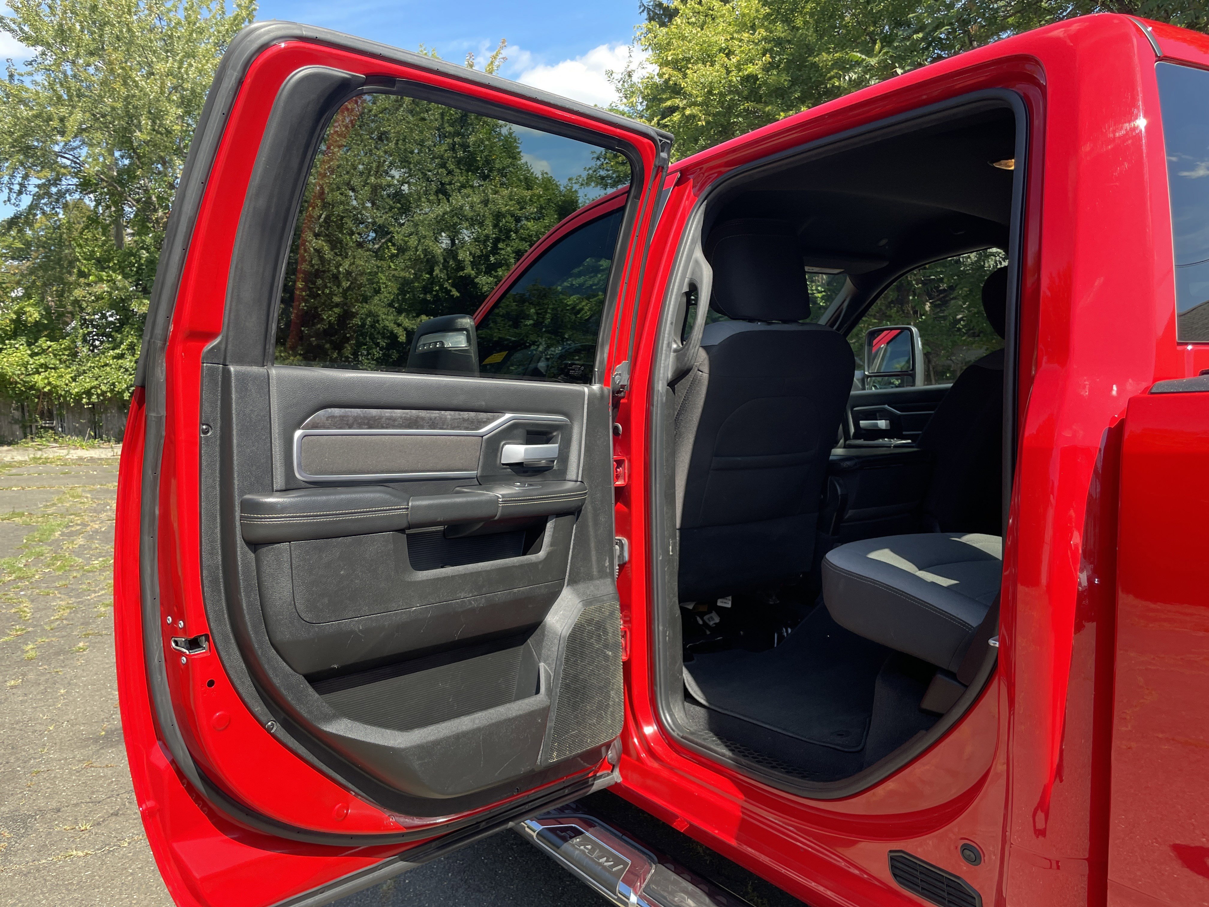 Certified 2024 RAM 3500 Big Horn image 22