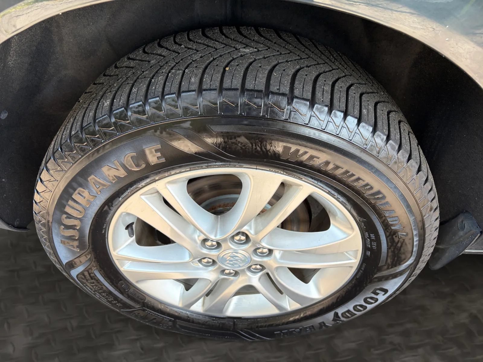 Used 2019 Buick Enclave Essence w/ Trailering Package, 5000 lbs. AWD/4WD image 43