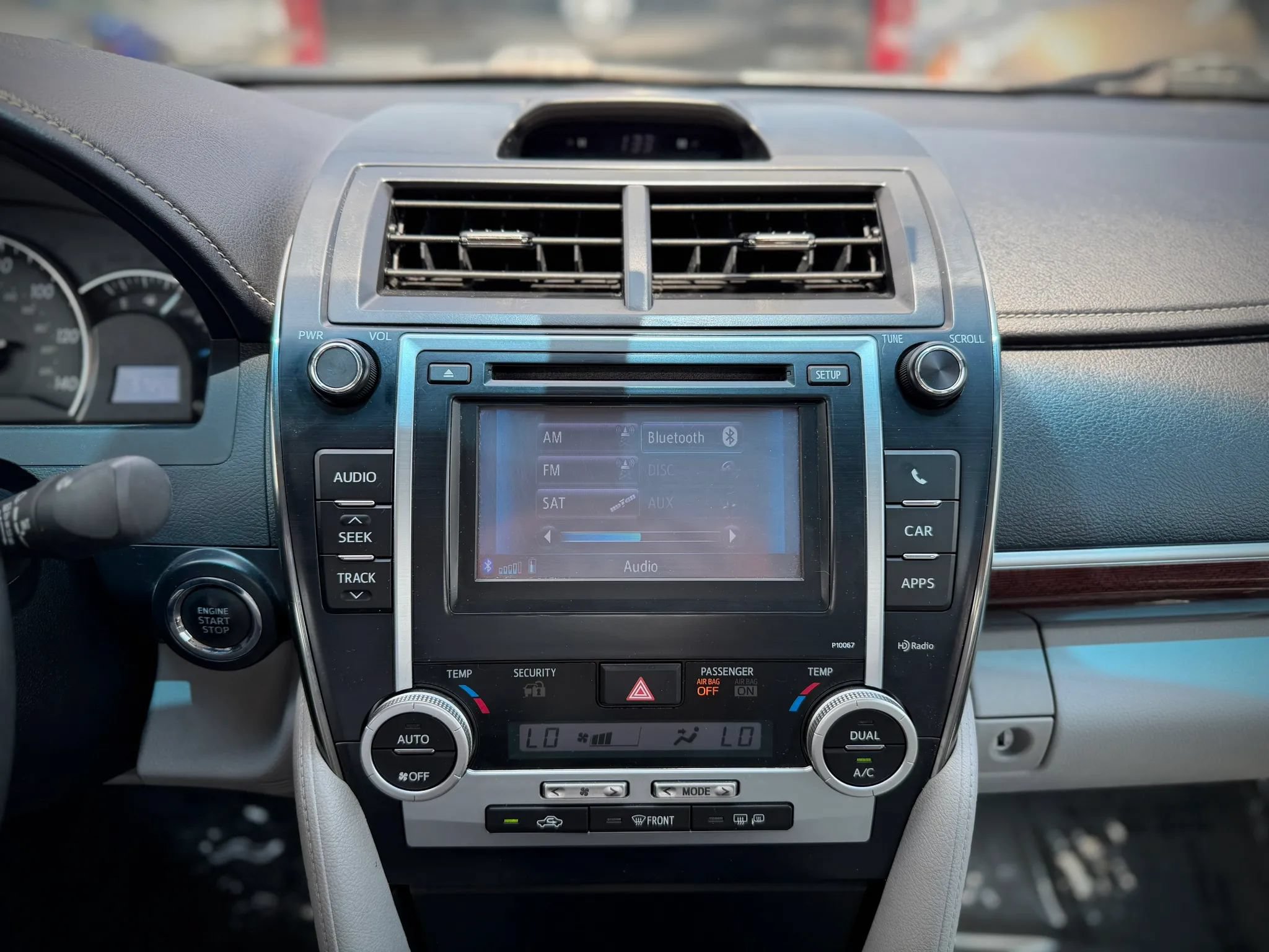 Used 2012 Toyota Camry XLE FWD image 12