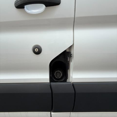 Used 2018 Ford Transit 350 XL image 7