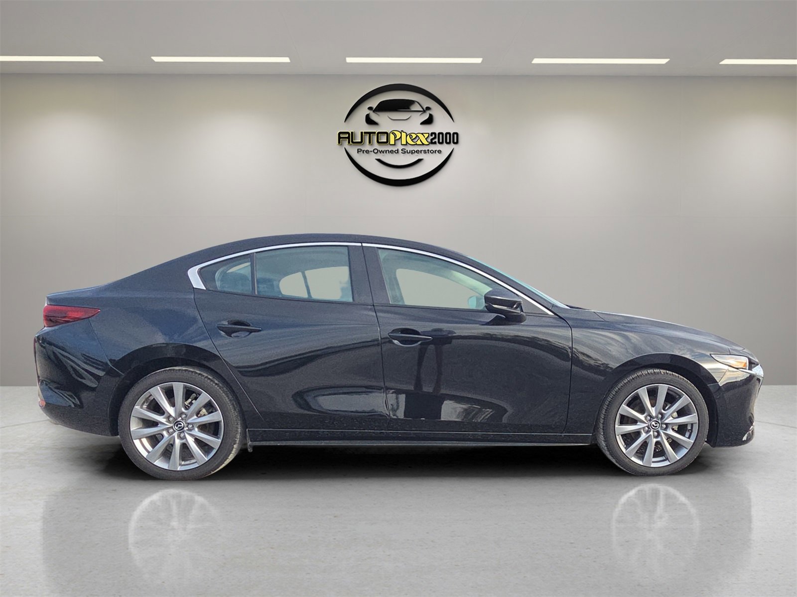 Used 2023 MAZDA MAZDA3 s image 8