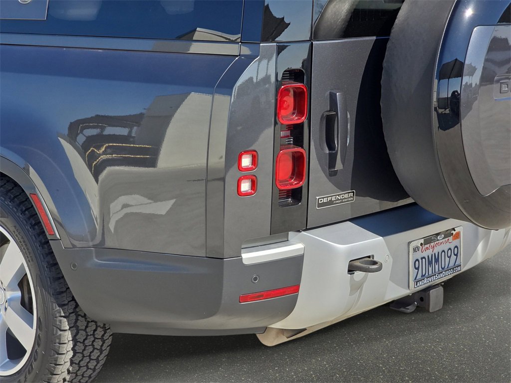 Used 2023 Land Rover Defender 130 First Edition image 36