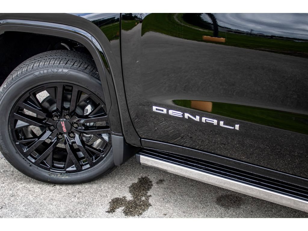 New 2026 GMC Sierra 1500 Denali image 9