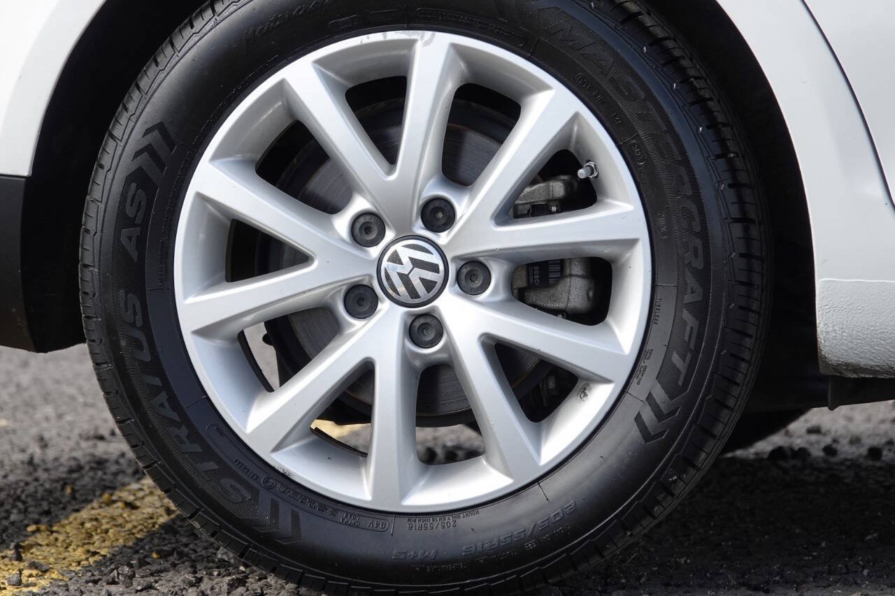Used 2010 Volkswagen Jetta Limited Edition FWD image 55
