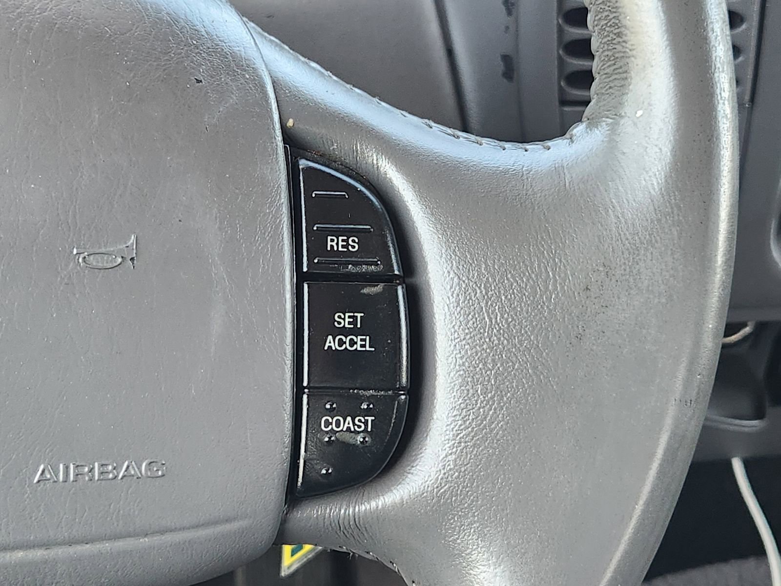 Used 2001 Ford F150 XLT image 29