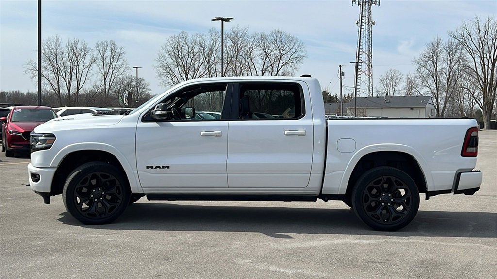 Used 2022 RAM 1500 Limited w/ Night Edition image 7