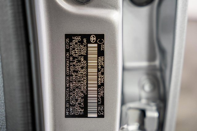 New 2026 Toyota Prius XLE image 39