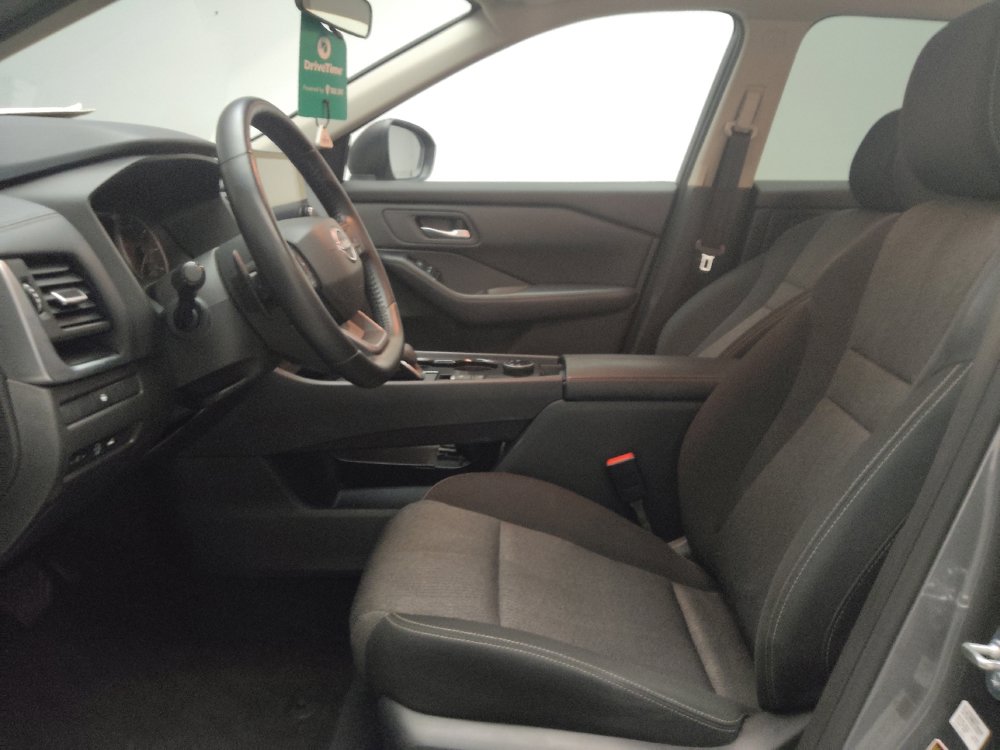 Used 2025 Nissan Rogue SV AWD/4WD image 17