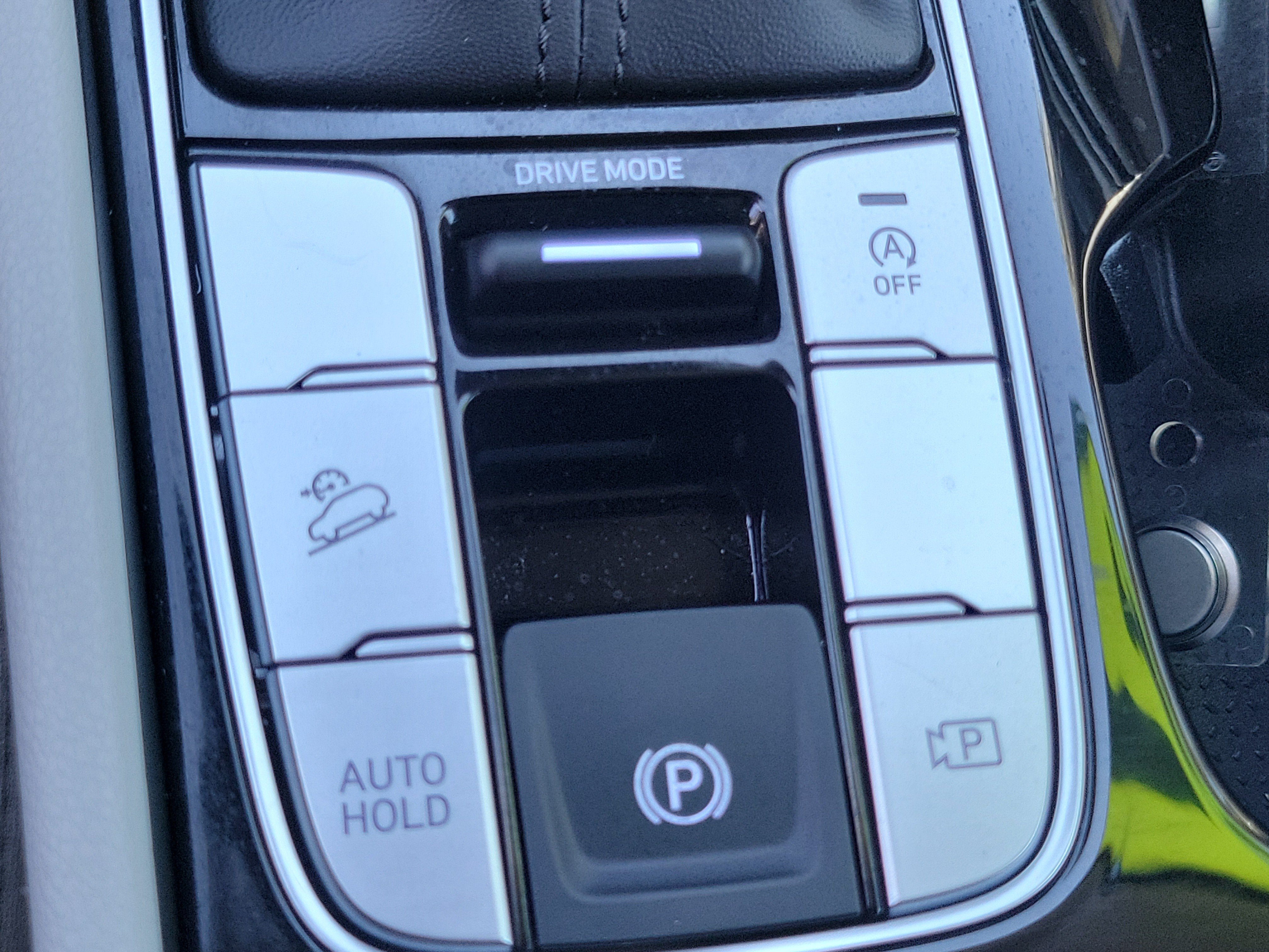 Certified 2025 Hyundai Tucson SE FWD image 17