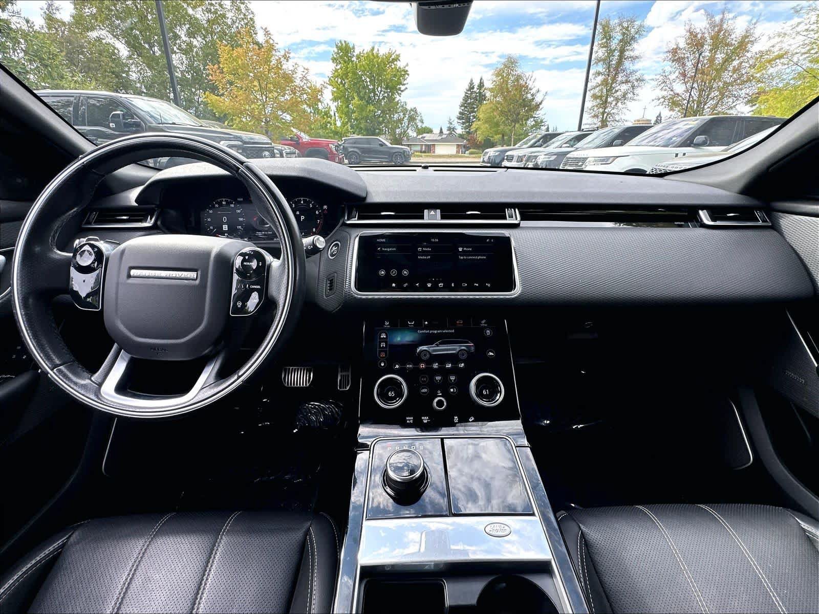 Used 2019 Land Rover Range Rover Velar R-Dynamic SE AWD/4WD image 15