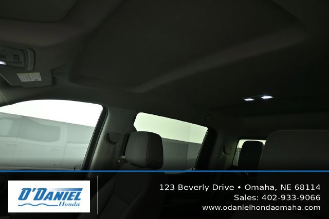 Used 2020 Chevrolet Silverado 1500 LT w/ All-Star Edition AWD/4WD image 35