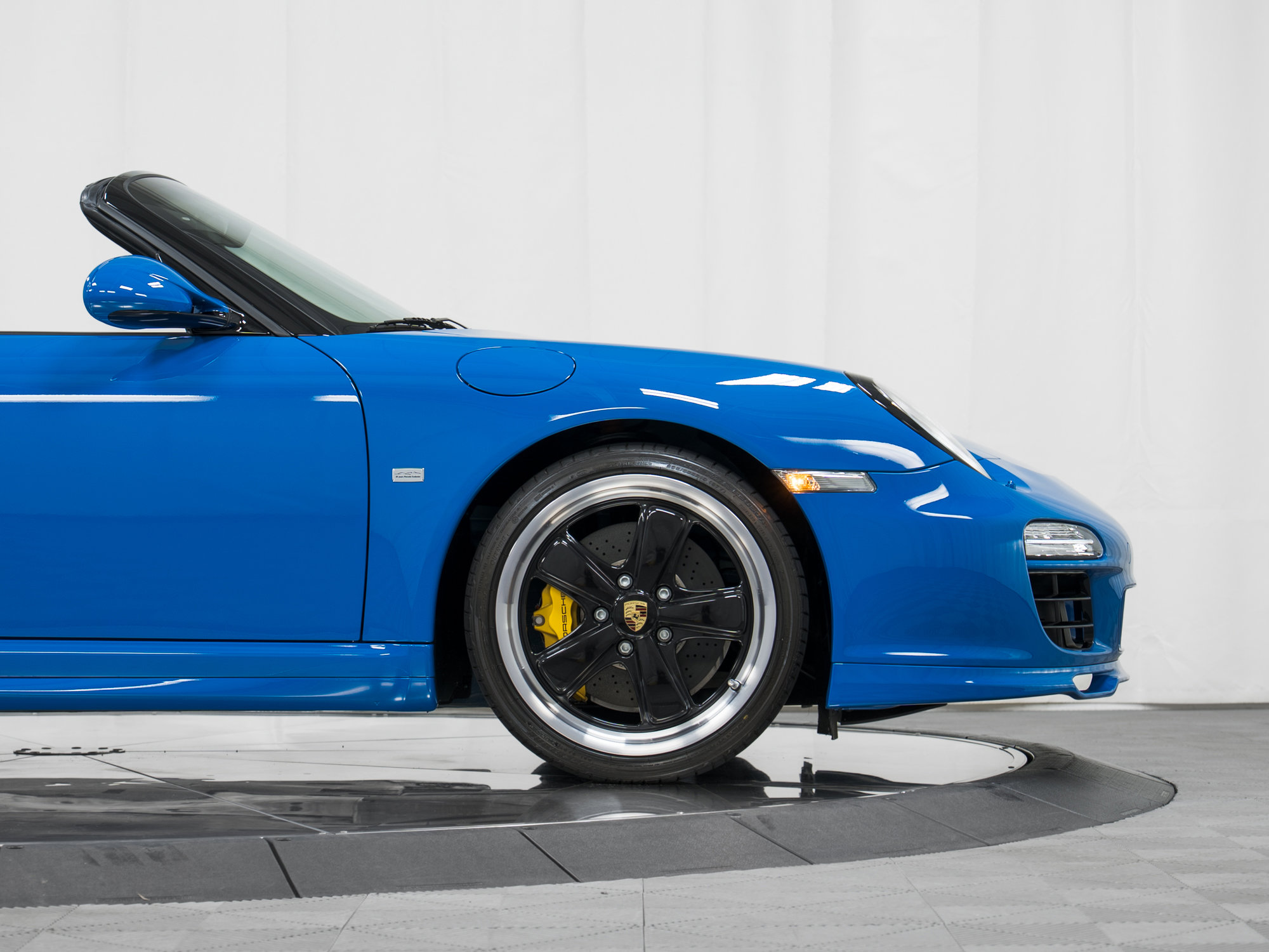 Used 2011 Porsche 911 Speedster image 11