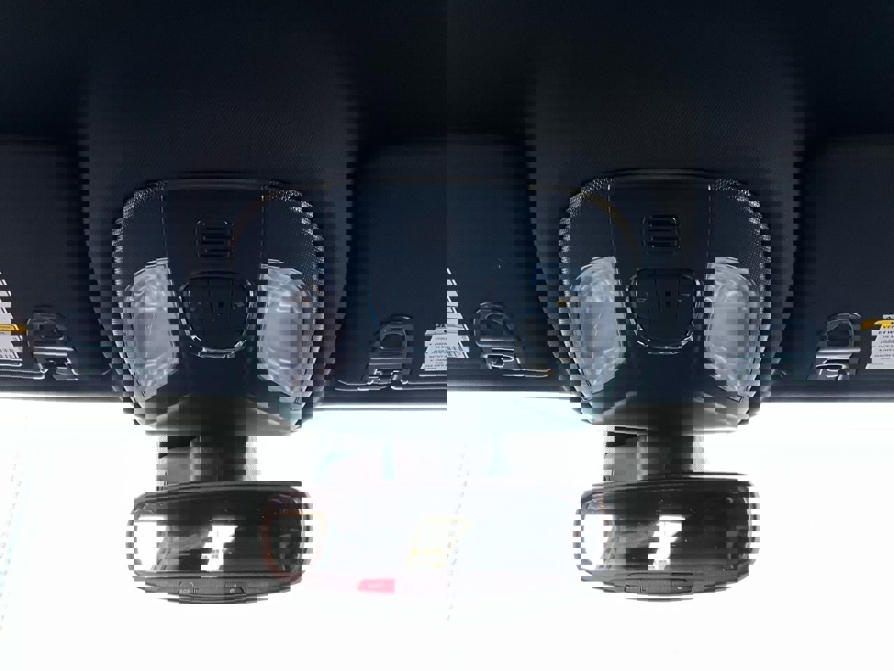 Used 2025 Jeep Compass Trailhawk image 15