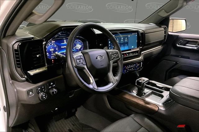Used 2024 Chevrolet Silverado 1500 LT Trail Boss image 18