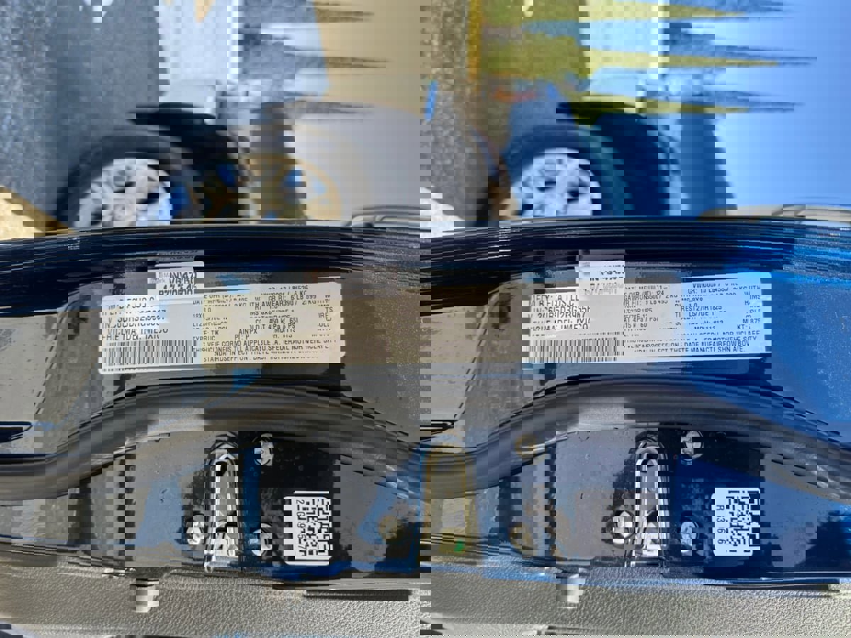 Used 2024 RAM 2500 Big Horn w/ Bed Utility Group image 20