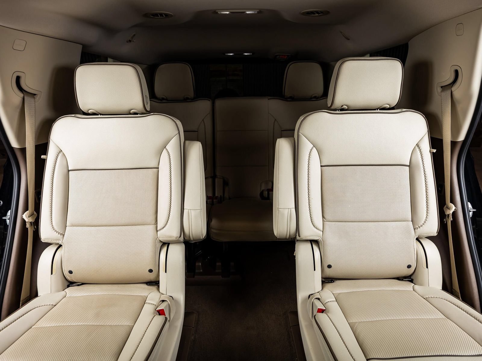 Used 2023 GMC Yukon Denali AWD/4WD image 31