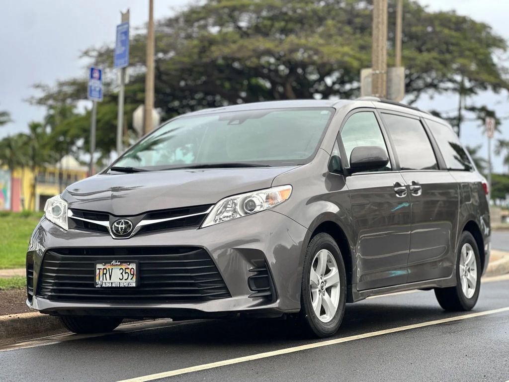 Used 2019 Toyota Sienna LE