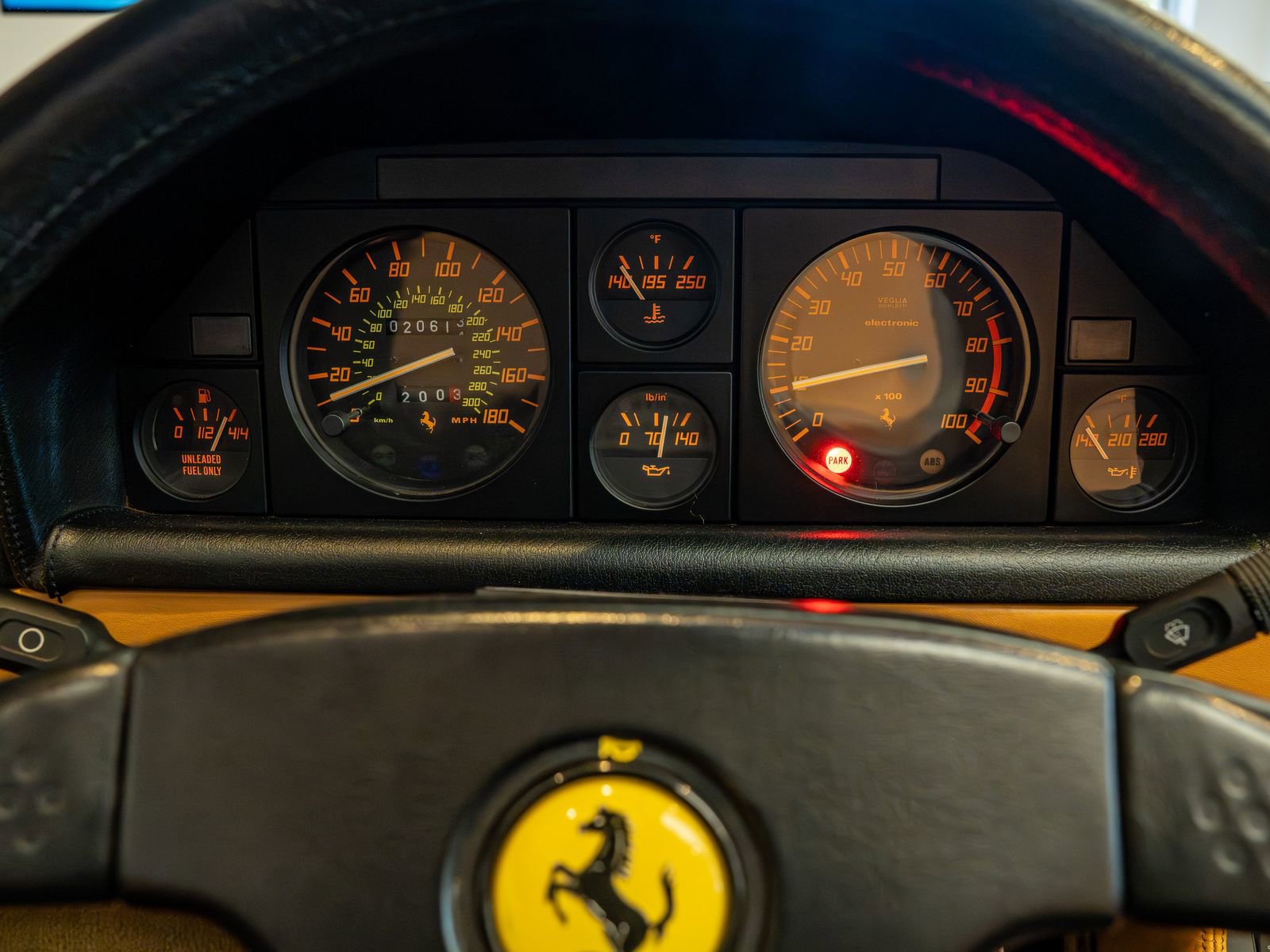 Used 1989 Ferrari Mondial T Cabriolet RWD image 15