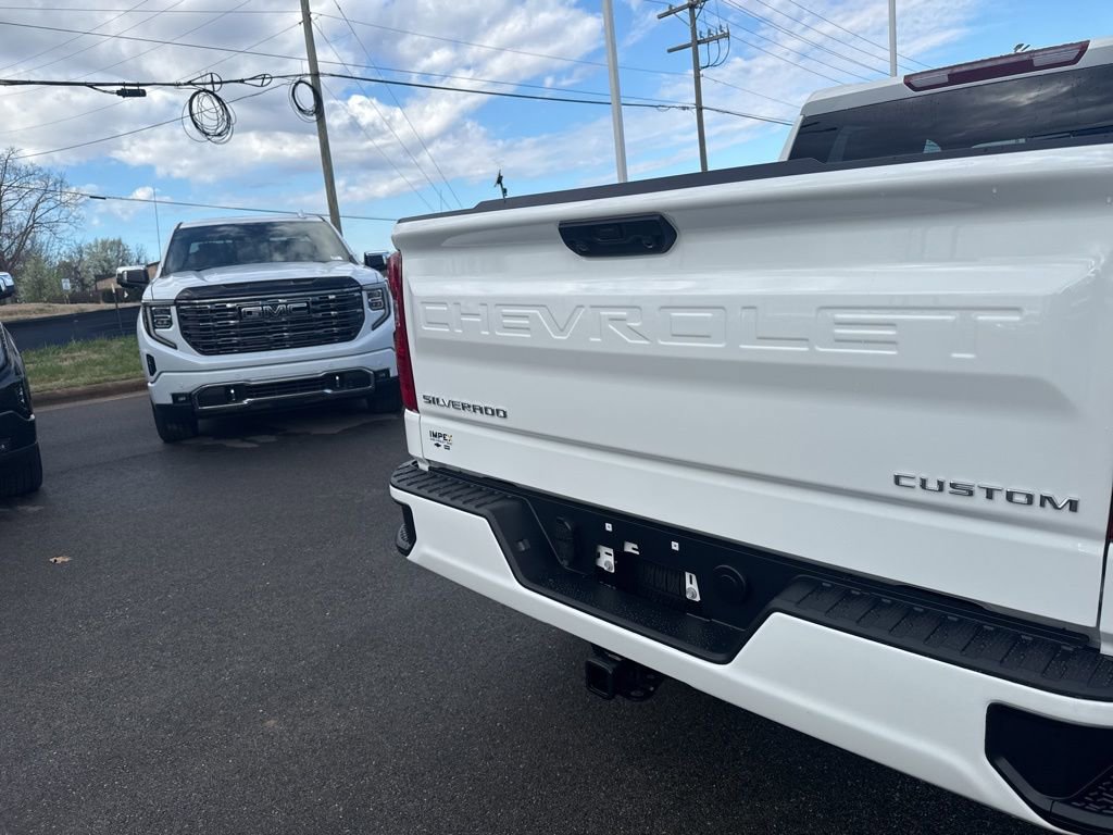 Used 2026 Chevrolet Silverado 1500 Custom image 29