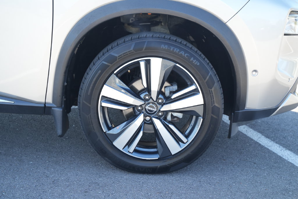 Used 2022 Nissan Rogue Platinum w/ Head-Up Display Package FWD image 51