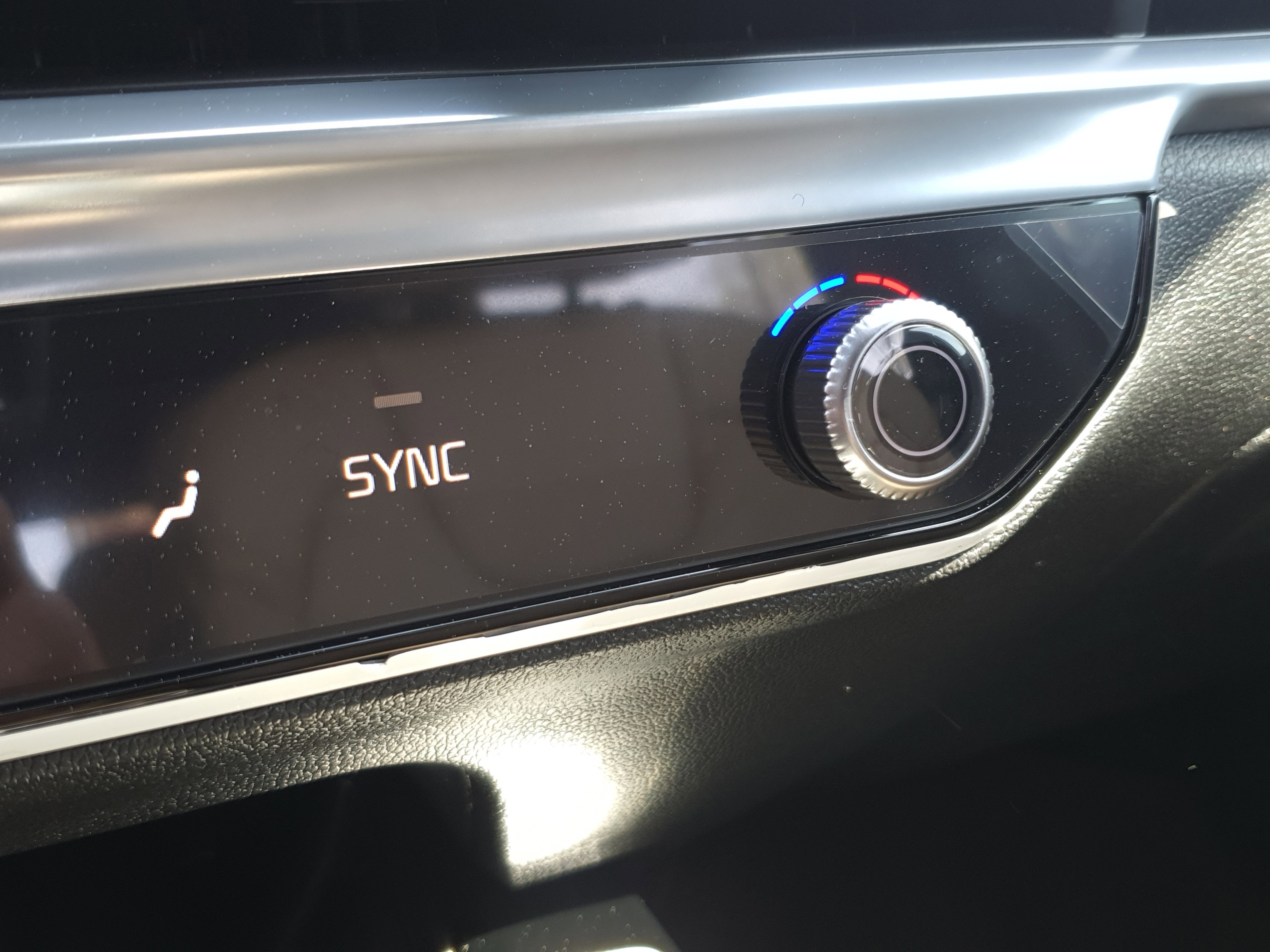 New 2025 Kia Sorento SX Prestige w/ Olive Brown Leather Package image 30