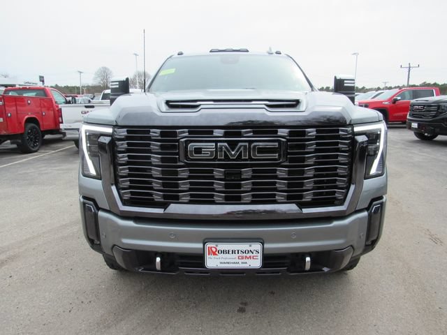 Used 2024 GMC Sierra 2500 Denali Ultimate AWD/4WD image 5