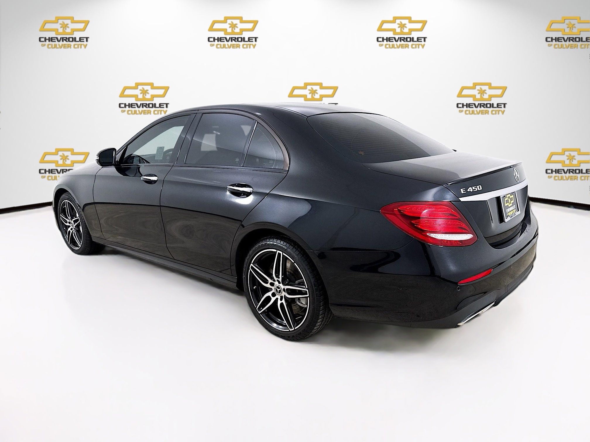 Used 2020 Mercedes-Benz E 450 4MATIC Sedan w/ Parking Assistance Package image 5