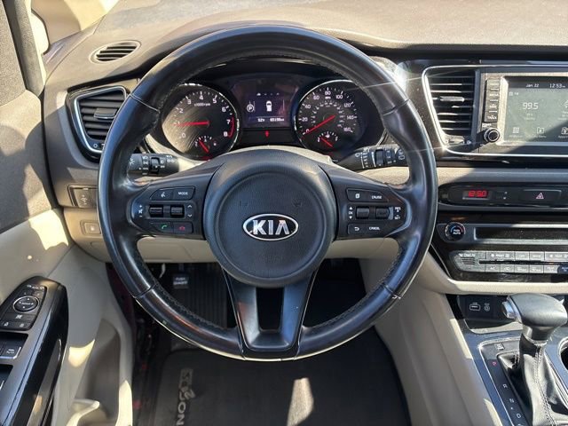 Used 2018 Kia Sedona EX image 22