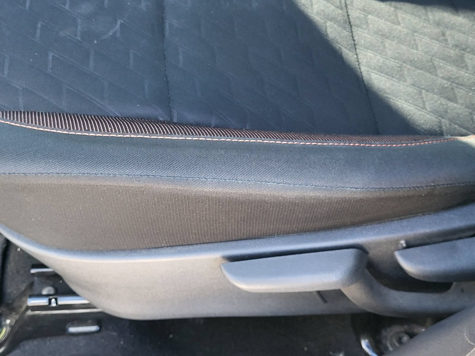 Used 2024 Nissan Kicks SR FWD image 13