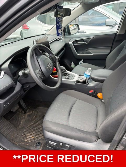 Used 2025 Toyota RAV4 XLE w/ Convenience Package AWD/4WD video 2