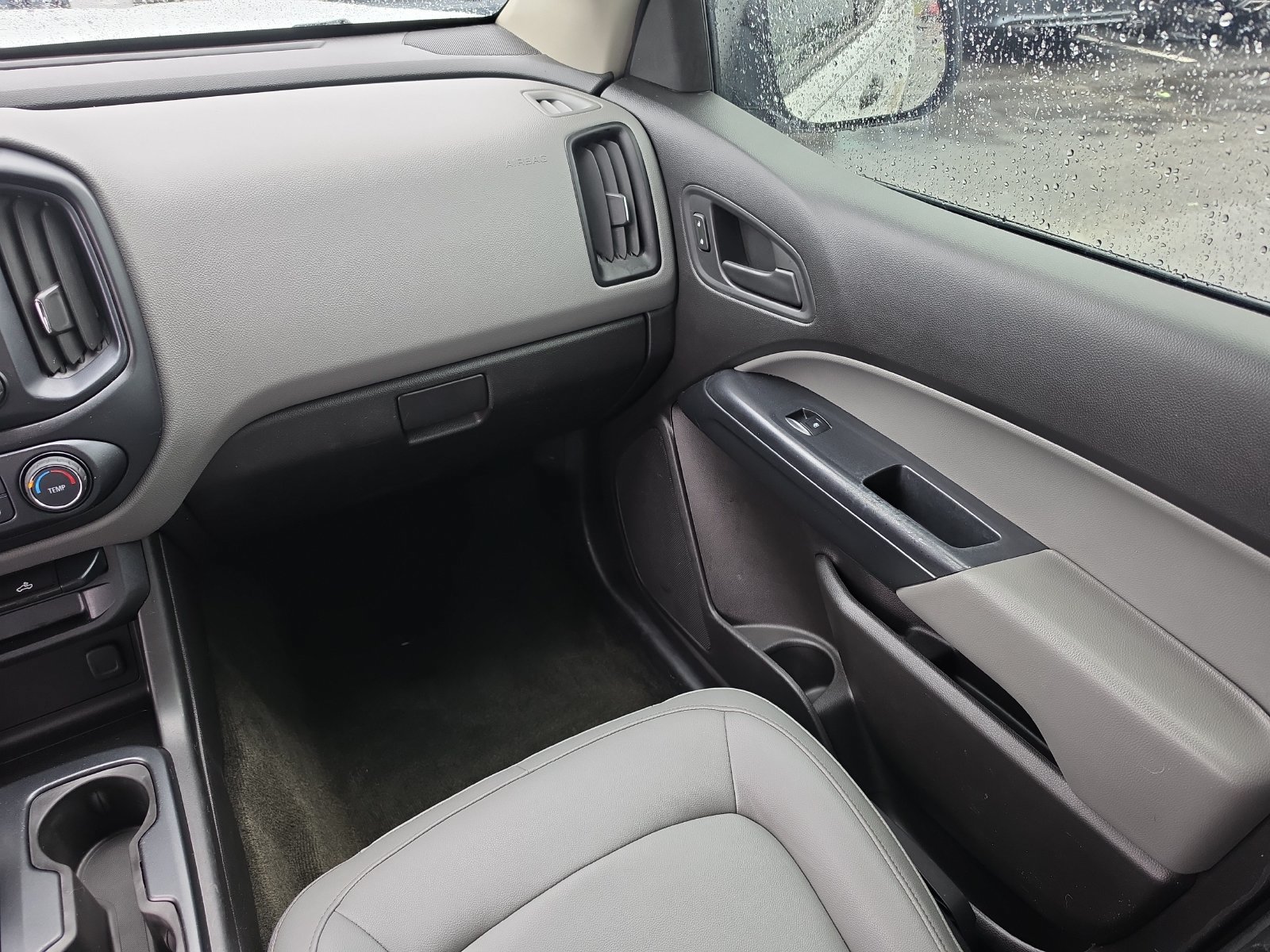 Used 2017 Chevrolet Colorado W/T RWD image 12