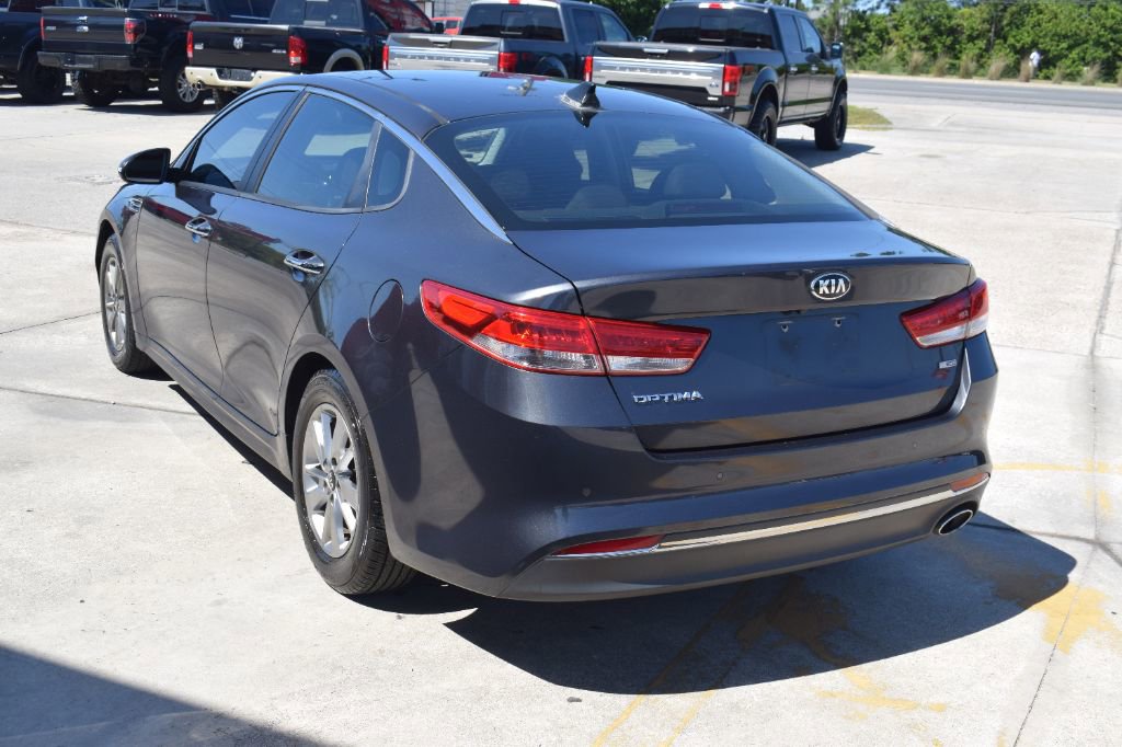 Used 2016 Kia Optima LX w/ Technology Package FWD image 5