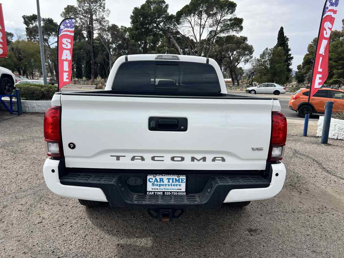 Used 2023 Toyota Tacoma SR5 RWD image 4