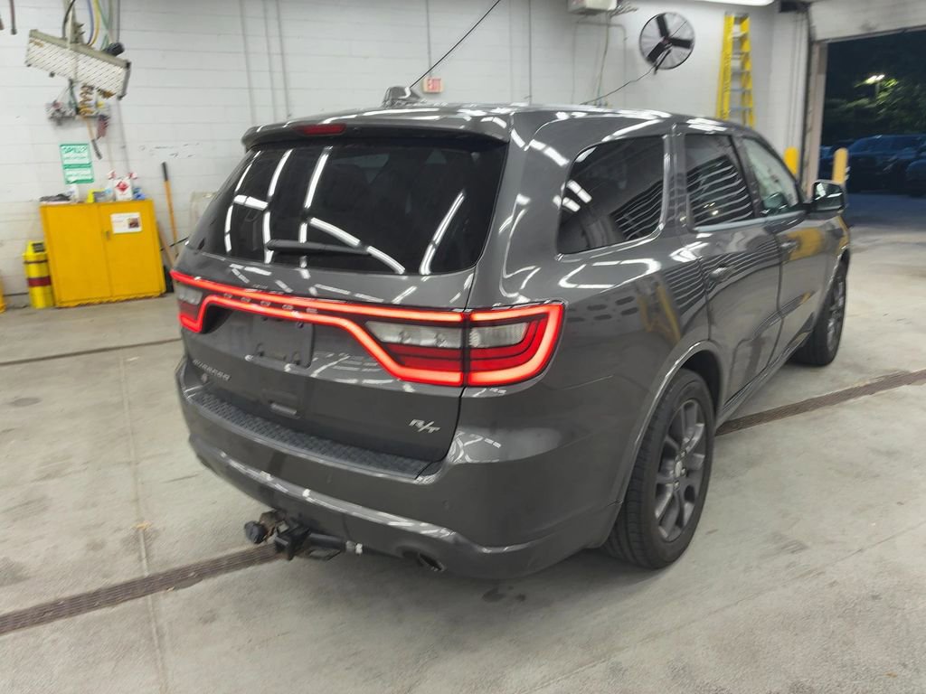 Used 2018 Dodge Durango R/T w/ Technology Group AWD/4WD image 4