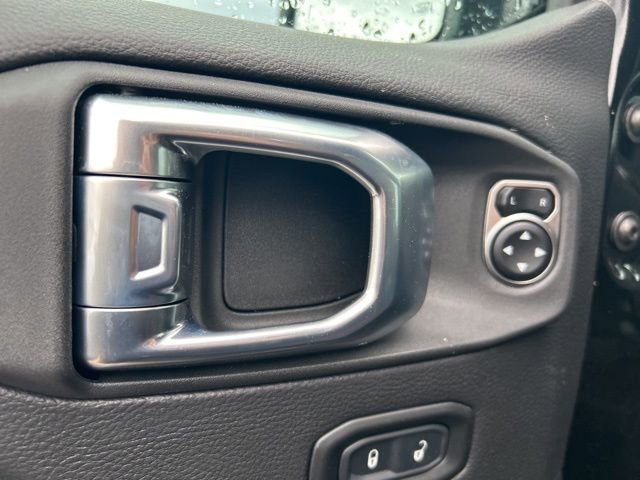 New 2026 Jeep Wrangler Unlimited Sahara image 15