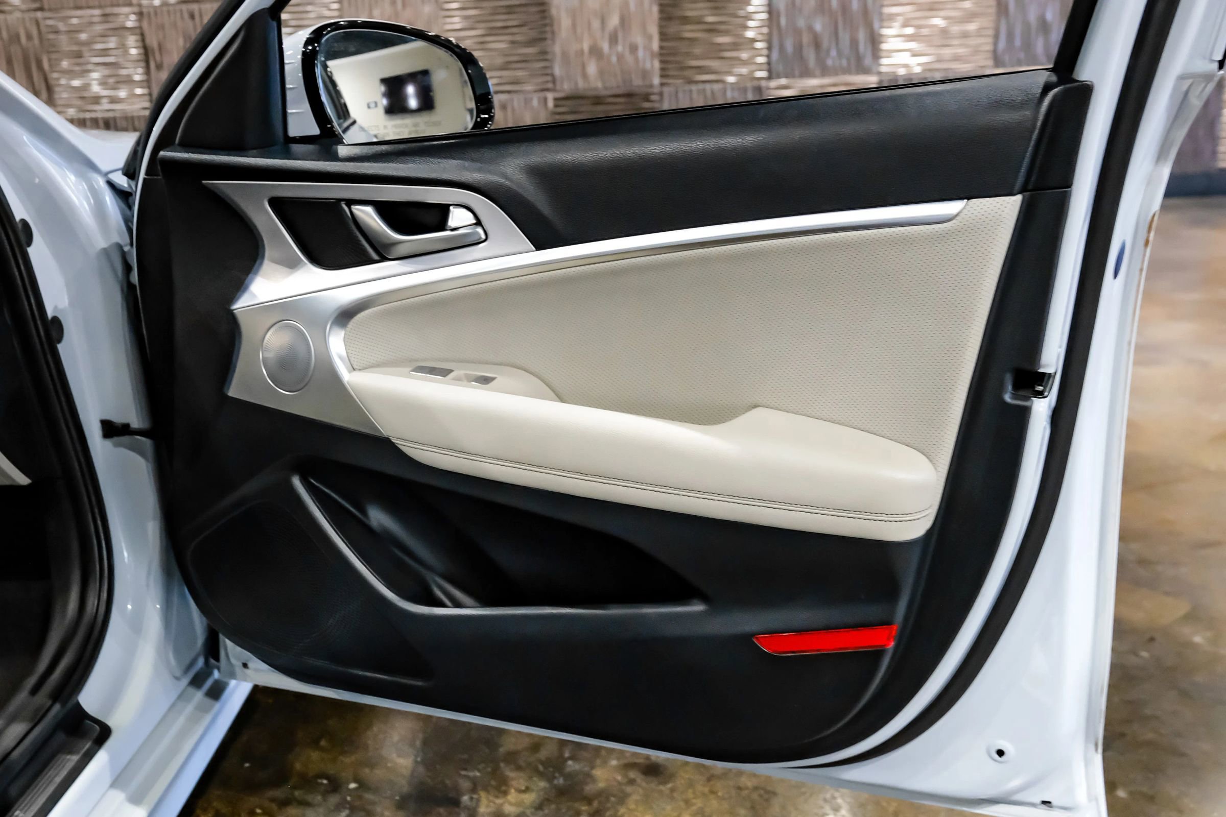 Used 2020 Genesis G70 3.3T w/ Elite Package image 40