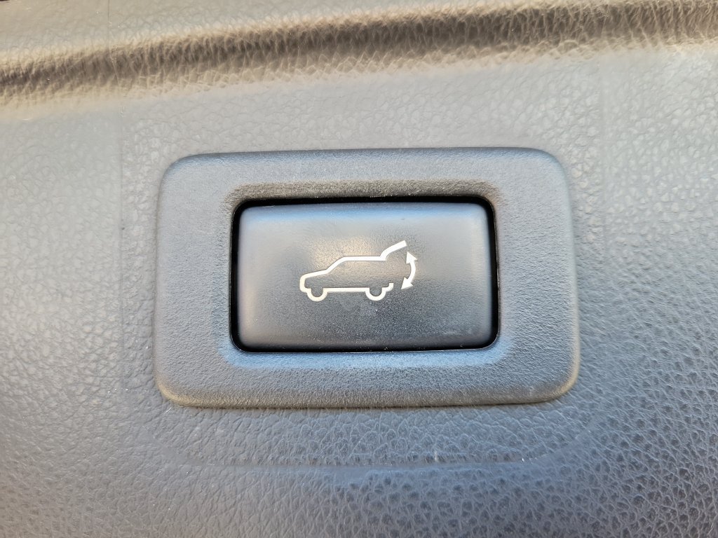 Used 2019 Subaru Outback 2.5i Touring AWD/4WD image 9