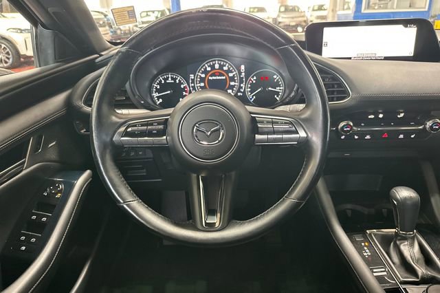 Used 2021 MAZDA MAZDA3 Hatchback w/Premium Plus Pkg AWD/4WD image 17