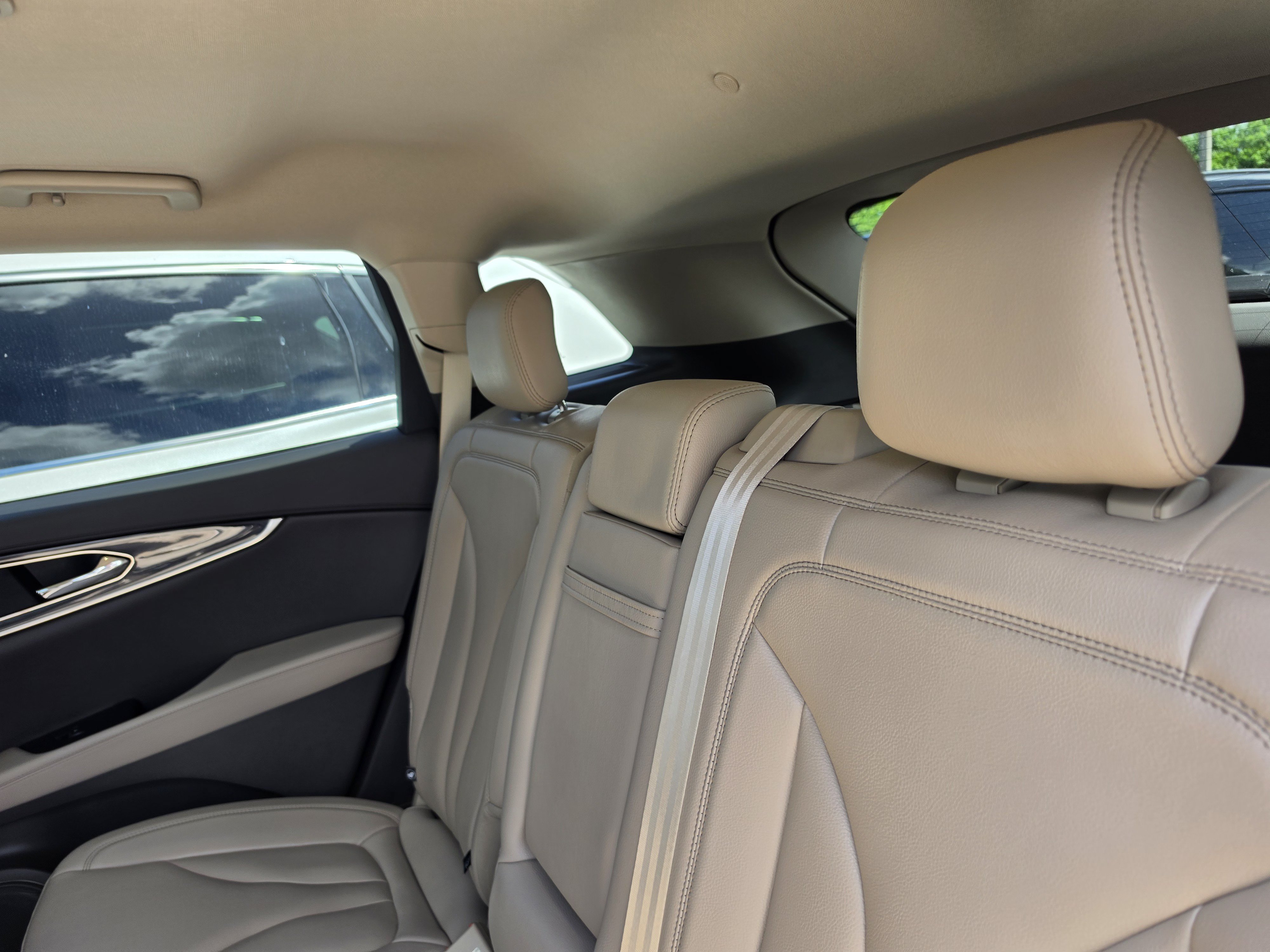 Used 2023 Lincoln Nautilus AWD image 10