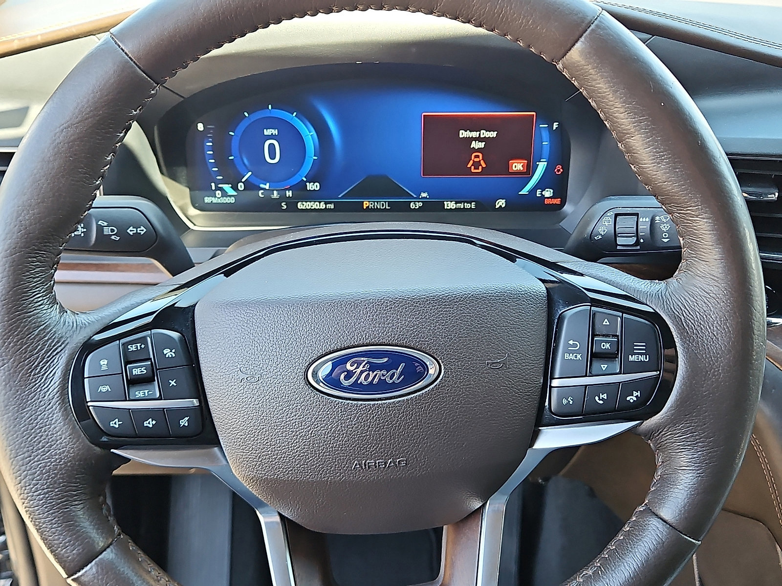 Used 2022 Ford Explorer King Ranch w/ Technology Package image 12