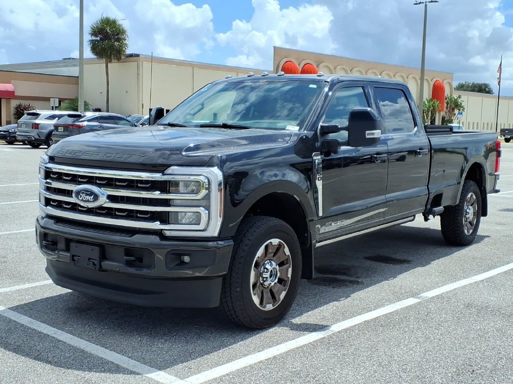 Used 2024 Ford F250 King Ranch AWD/4WD image 3