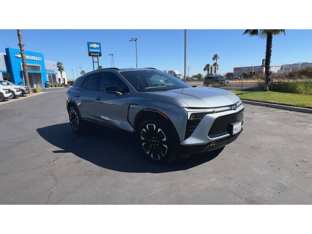 Certified 2024 Chevrolet Blazer EV RS AWD/4WD image 4