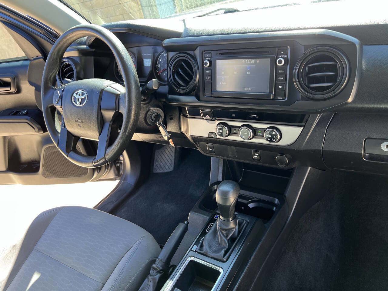 Used 2017 Toyota Tacoma SR image 25
